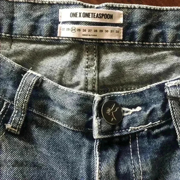 One Teaspoon Freebird Pacifica Jeans Size 24 NWT. Condition is New with tags - Picture 6 of 11
